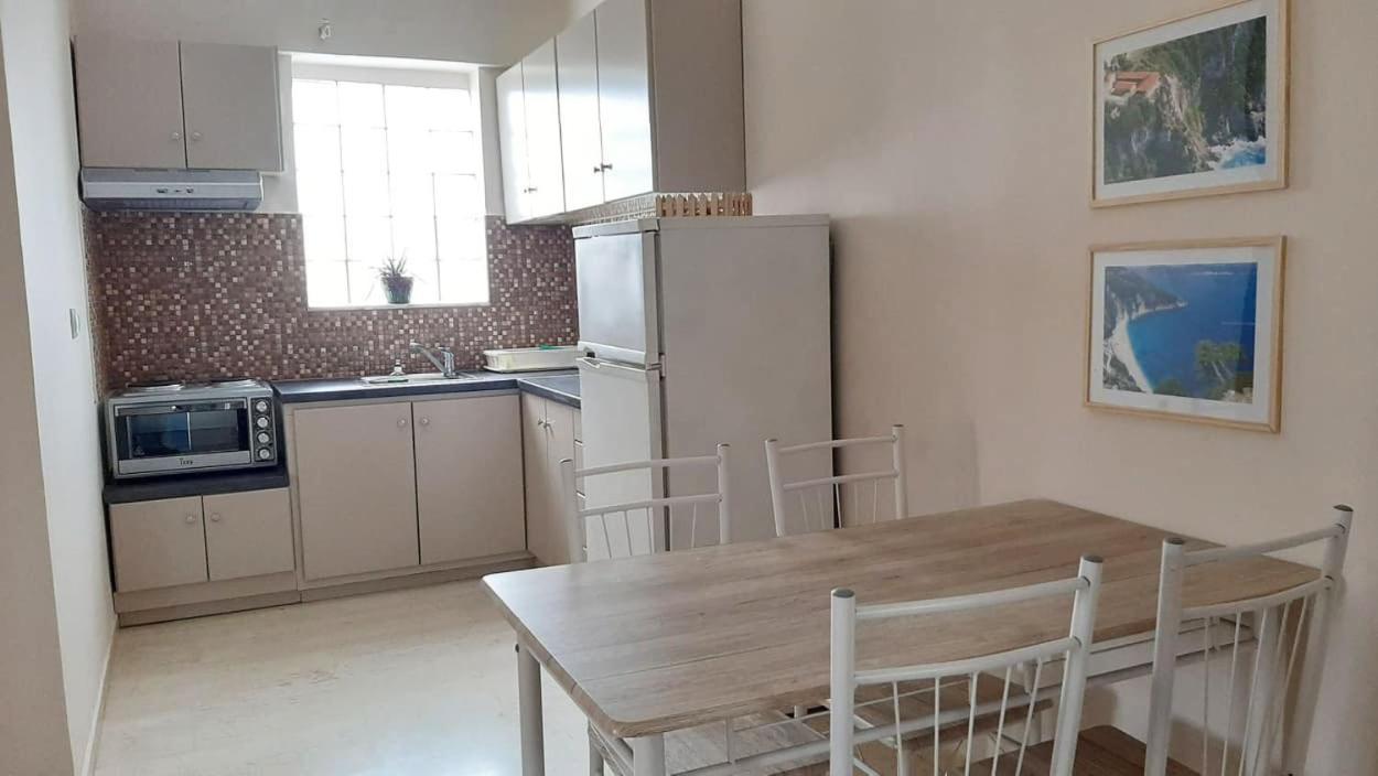 Tasias Apartments Lixúri Kültér fotó